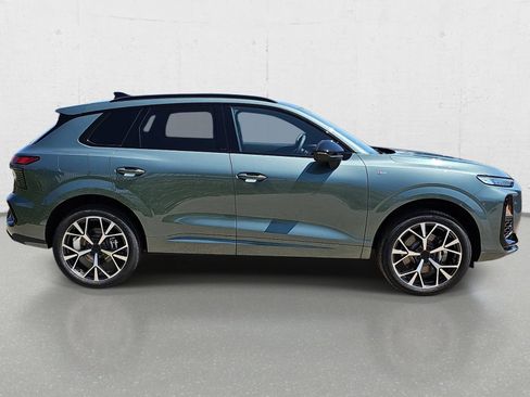 New 2026 Audi Q3 quattro 2.0T AWD/4WD image 4