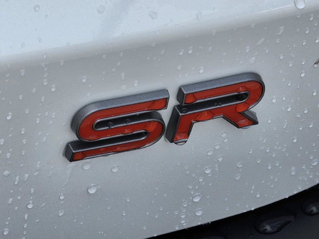 New 2025 Nissan Kicks SR FWD image 29