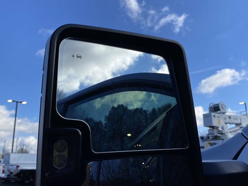 Used 2025 Chevrolet Silverado 2500 LTZ w/ LTZ Premium Package image 45