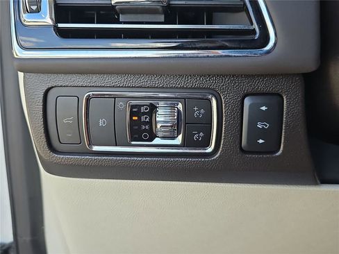 Used 2023 Lincoln Navigator Black Label image 26