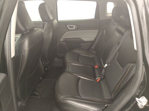 Used 2022 Jeep Compass Limited AWD/4WD image 18