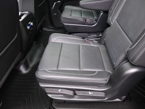Certified 2023 GMC Yukon XL Denali AWD/4WD image 23
