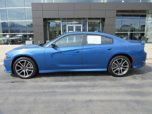 Used 2023 Dodge Charger GT w/ Plus Group RWD image 3