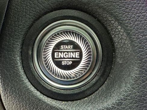 Used 2022 Mercedes-Benz GLC 300 4MATIC Coupe image 25