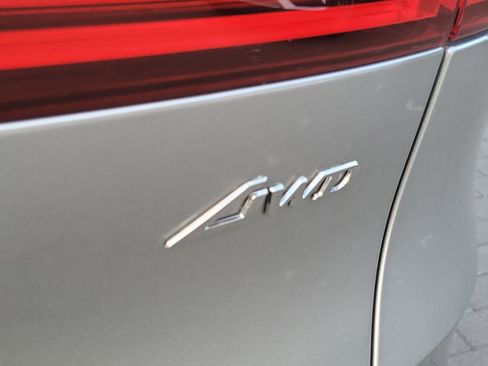 Certified 2024 Genesis GV70 2.5T w/ Select Package image 31