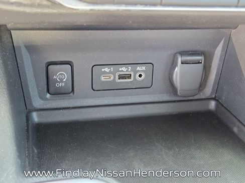 Used 2024 Nissan Sentra SR FWD image 28