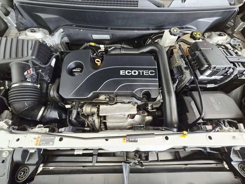 Used 2019 Chevrolet Equinox LT image 13