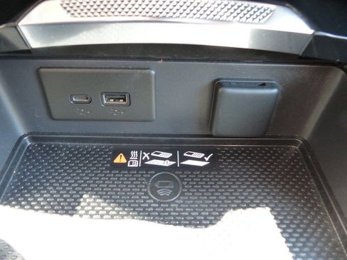 Used 2024 Buick Envision Preferred AWD/4WD image 50