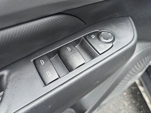 New 2026 Chevrolet Equinox EV RS image 25