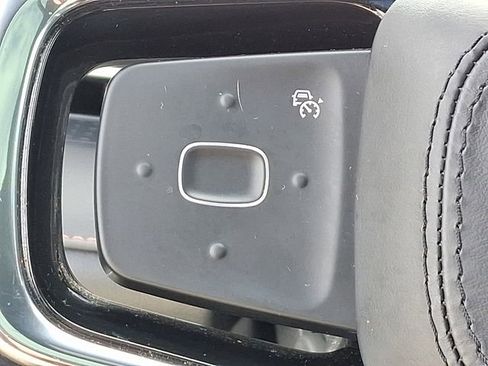 Used 2024 Lincoln Nautilus Reserve w/ Equipment Group 202A image 22