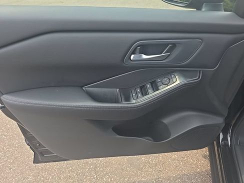 Certified 2026 Nissan Rogue SV AWD/4WD image 13