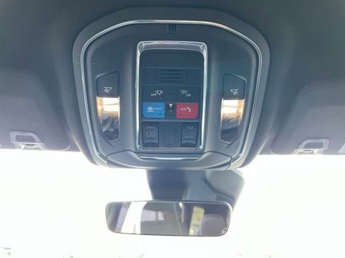 Used 2025 Jeep Grand Cherokee L Laredo AWD/4WD image 22
