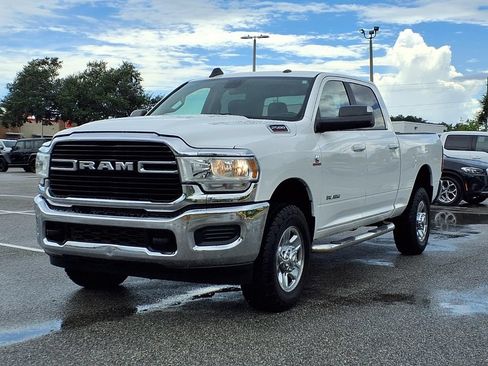 Used 2020 RAM 2500 Big Horn AWD/4WD image 3