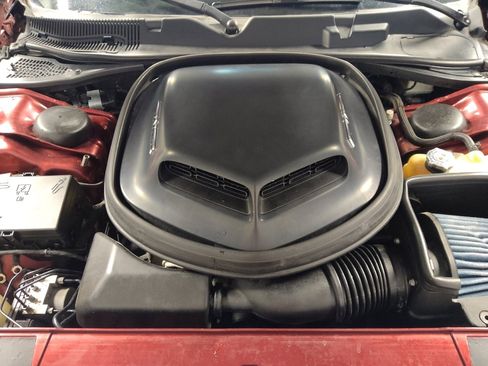 Used 2018 Dodge Challenger R/T RWD image 30