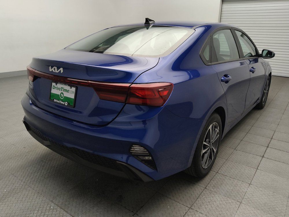Used 2024 Kia Forte LXS FWD image 9