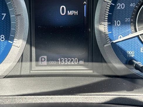 Used 2019 Toyota Sienna XLE FWD image 27