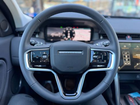 Used 2024 Land Rover Discovery Sport S image 15