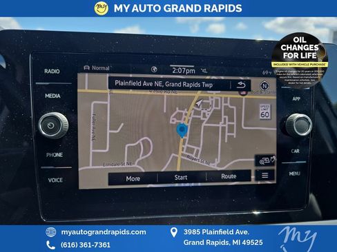 Used 2025 Volkswagen Taos SEL w/ Black Wheel Plus Package AWD/4WD image 20