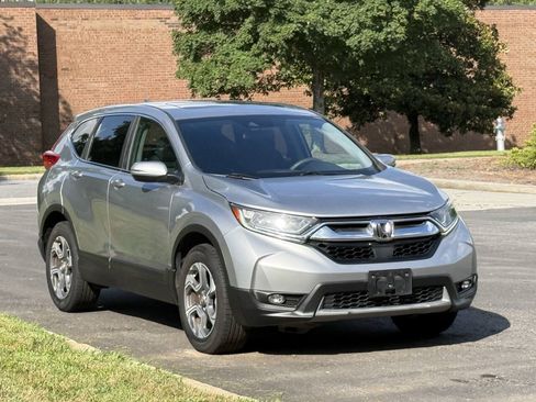 Used 2017 Honda CR-V EX image 2