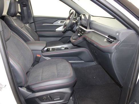 New 2026 Ford Explorer ST w/ Sun And Sound Package image 29