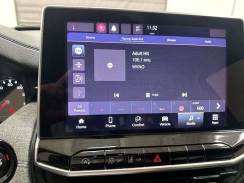 Used 2022 Jeep Compass Latitude FWD image 13