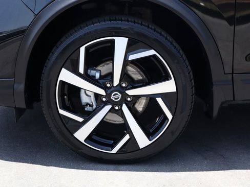Used 2022 Nissan Rogue Sport SL w/ Premium Package AWD/4WD image 15