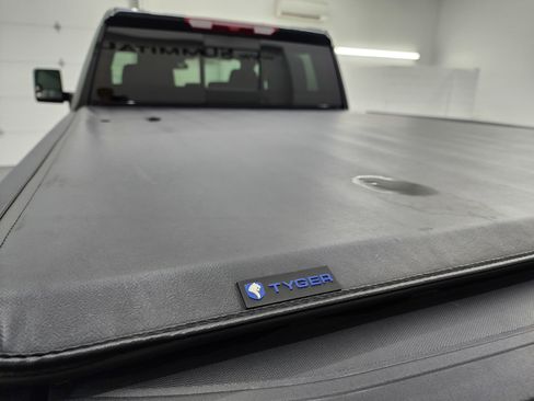 Used 2025 Chevrolet Silverado 2500 LT w/ Trail Boss Package AWD/4WD image 33