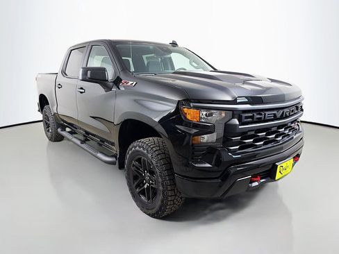 New 2026 Chevrolet Silverado 1500 Custom Trail Boss AWD/4WD image 3