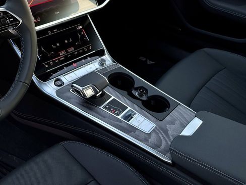 New 2025 Audi A6 Premium Plus image 24