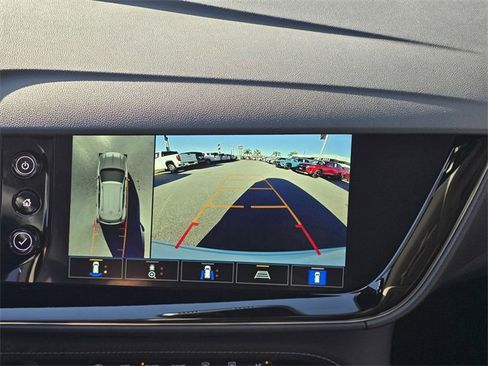 Used 2023 Buick Envision Avenir image 22