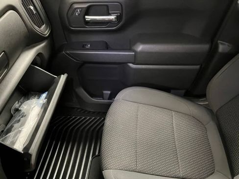 Used 2022 Chevrolet Silverado 1500 Custom AWD/4WD image 40