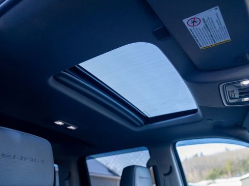 Used 2020 GMC Sierra 2500 Denali w/ Denali Ultimate Package image 15