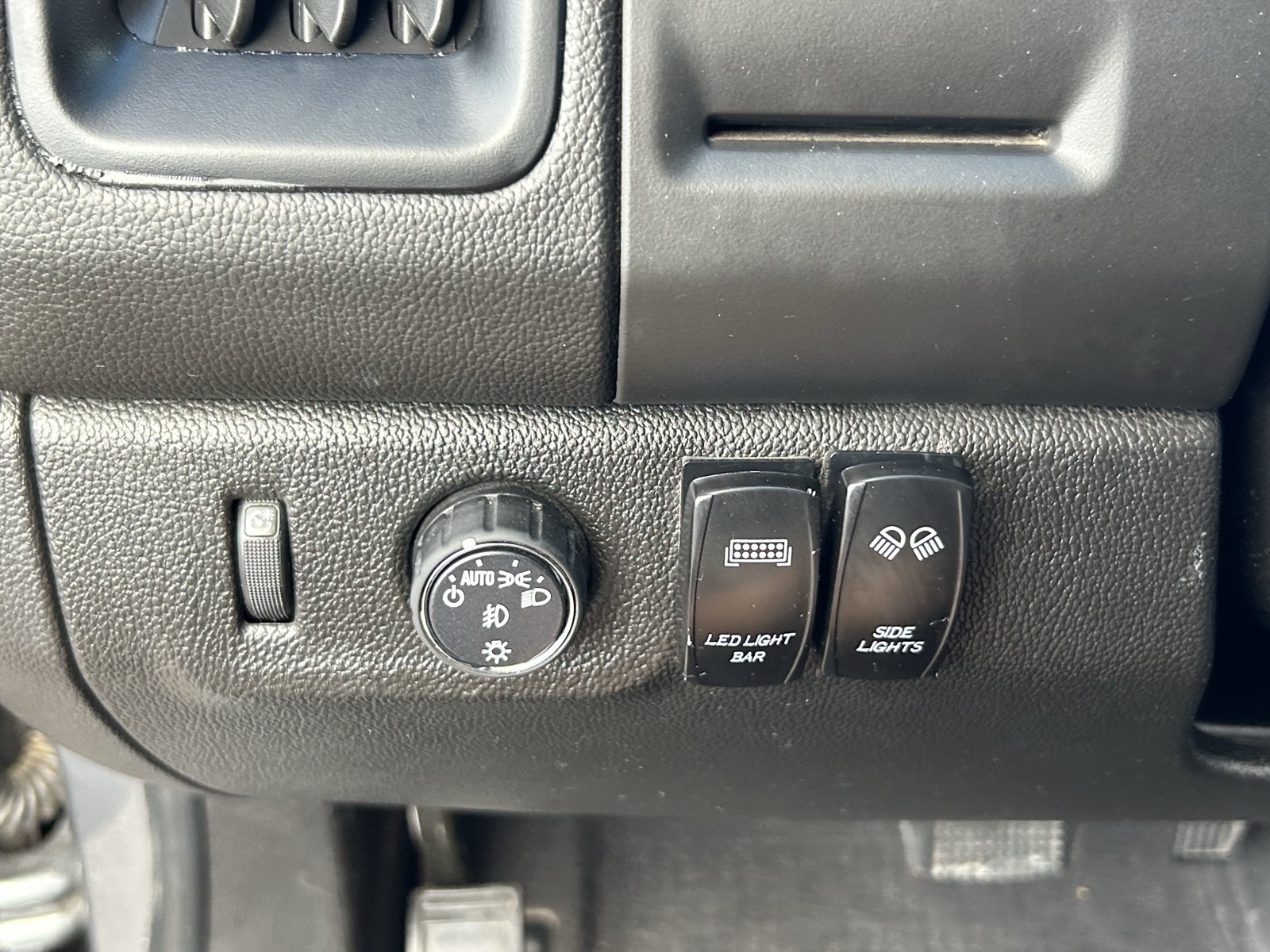 Used 2019 Chevrolet Colorado LT w/ LT Convenience Package RWD image 32