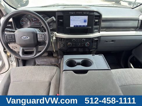 Used 2023 Ford F250 XLT w/ FX4 Off-Road Package AWD/4WD image 26