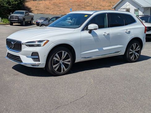 Used 2023 Volvo XC60 B5 Plus w/ Protection Package Premier image 2