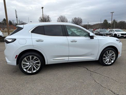 New 2026 Buick Envision Avenir image 9