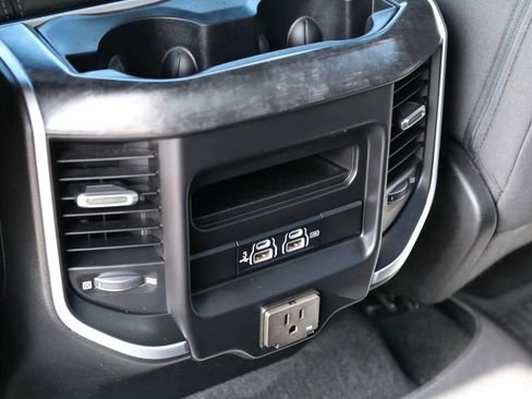 Used 2020 RAM 1500 Big Horn image 28