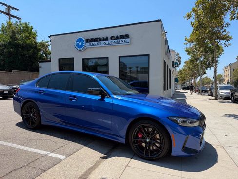 Used 2024 BMW 330i Sedan w/ M Sport Package RWD image 1