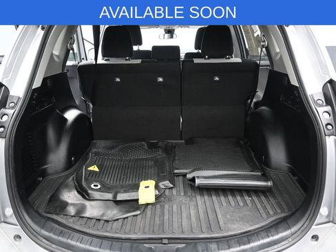 Used 2018 Toyota RAV4 XLE w/ Plus Extra Value Package AWD/4WD image 28