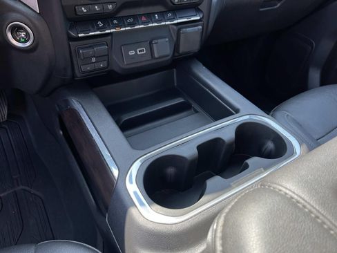 Used 2021 GMC Sierra 1500 SLT w/ SLT Premium Package AWD/4WD image 32