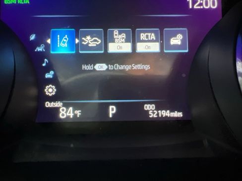 Used 2020 Toyota Camry XSE FWD image 4