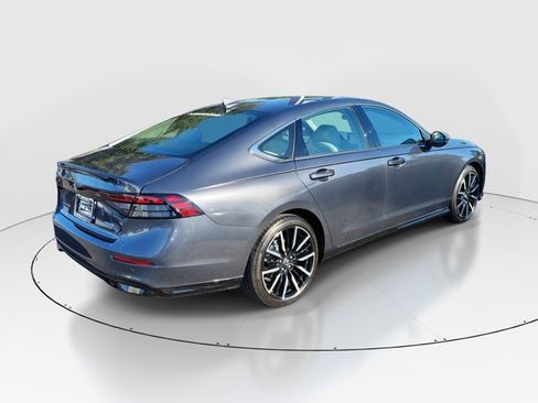 Used 2025 Honda Accord Touring image 34