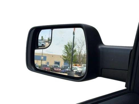 Used 2019 RAM 1500 Big Horn AWD/4WD image 31