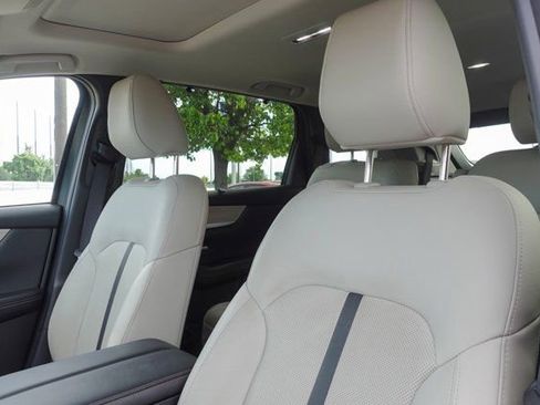 Certified 2024 MAZDA CX-90 Plug-In Hybrid w/ Preferred AWD/4WD image 10