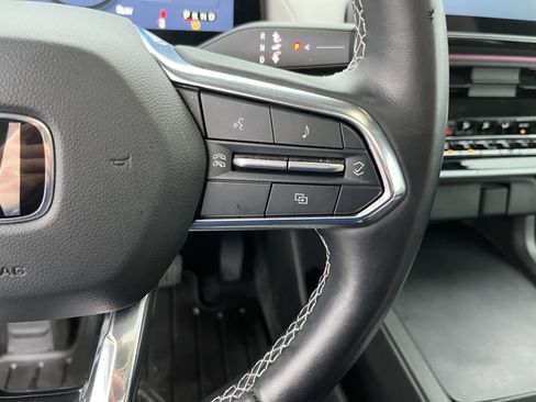 Certified 2024 Honda Prologue Touring image 22