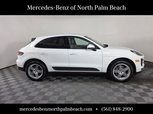 Used 2021 Porsche Macan AWD/4WD image 7