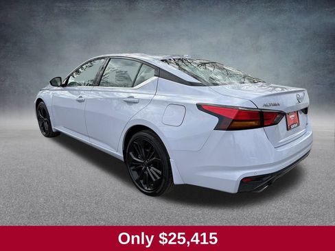 Used 2025 Nissan Altima 2.5 SR image 4