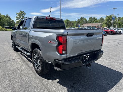 Certified 2024 Chevrolet Colorado Z71 w/ Z71 Convenience Package 2 AWD/4WD image 4