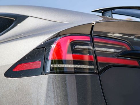 Used 2023 Tesla Model X AWD/4WD image 7