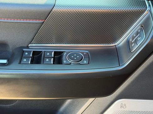 Used 2025 Ford F150 Raptor AWD/4WD image 30
